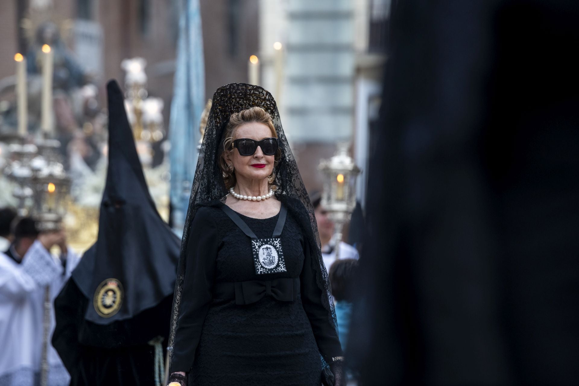 Luto en las calles de Murcia en el Viernes Santo