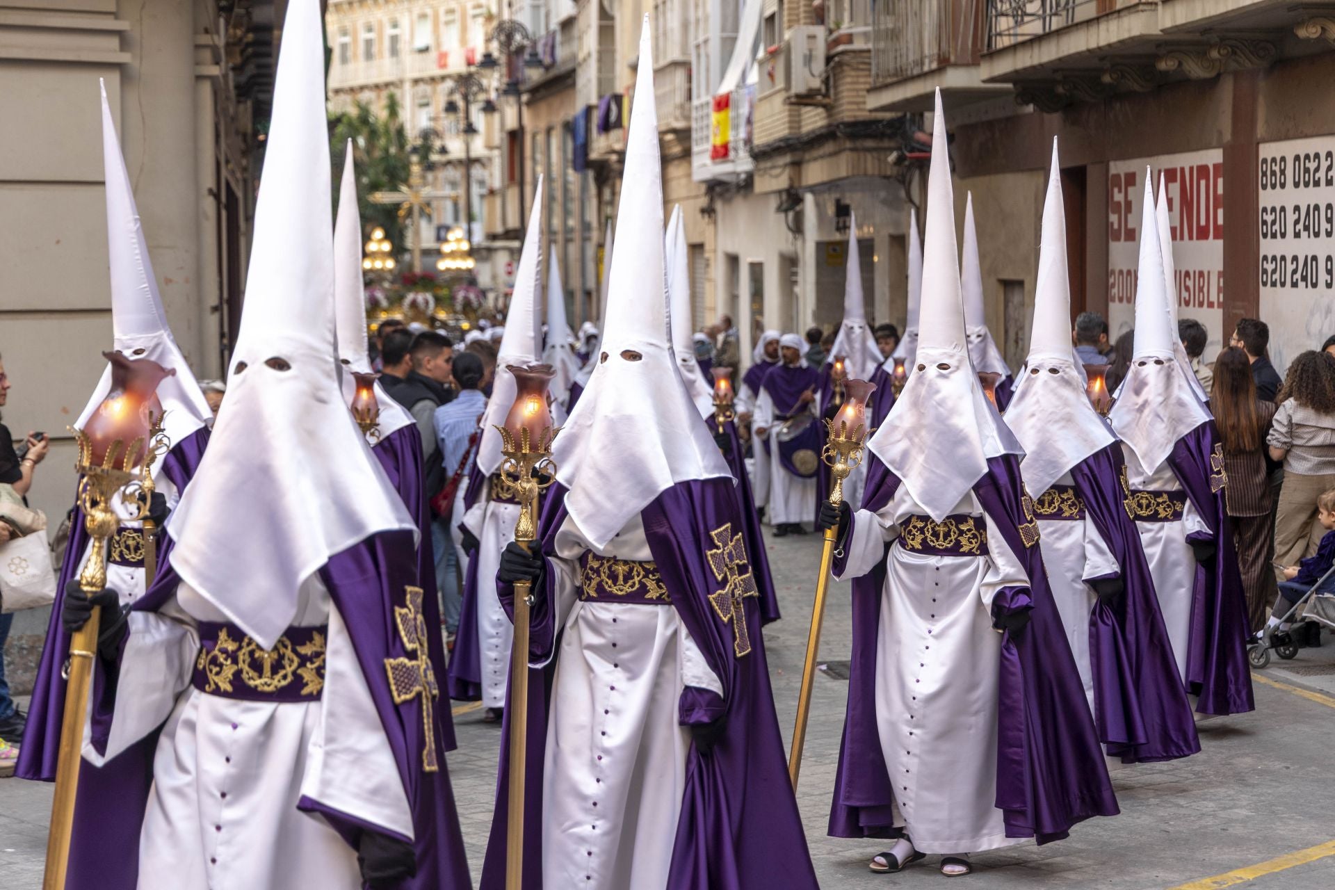 En imágenes, las procesiones de la Vera Cruz y las Santas Mujeres en Cartagena