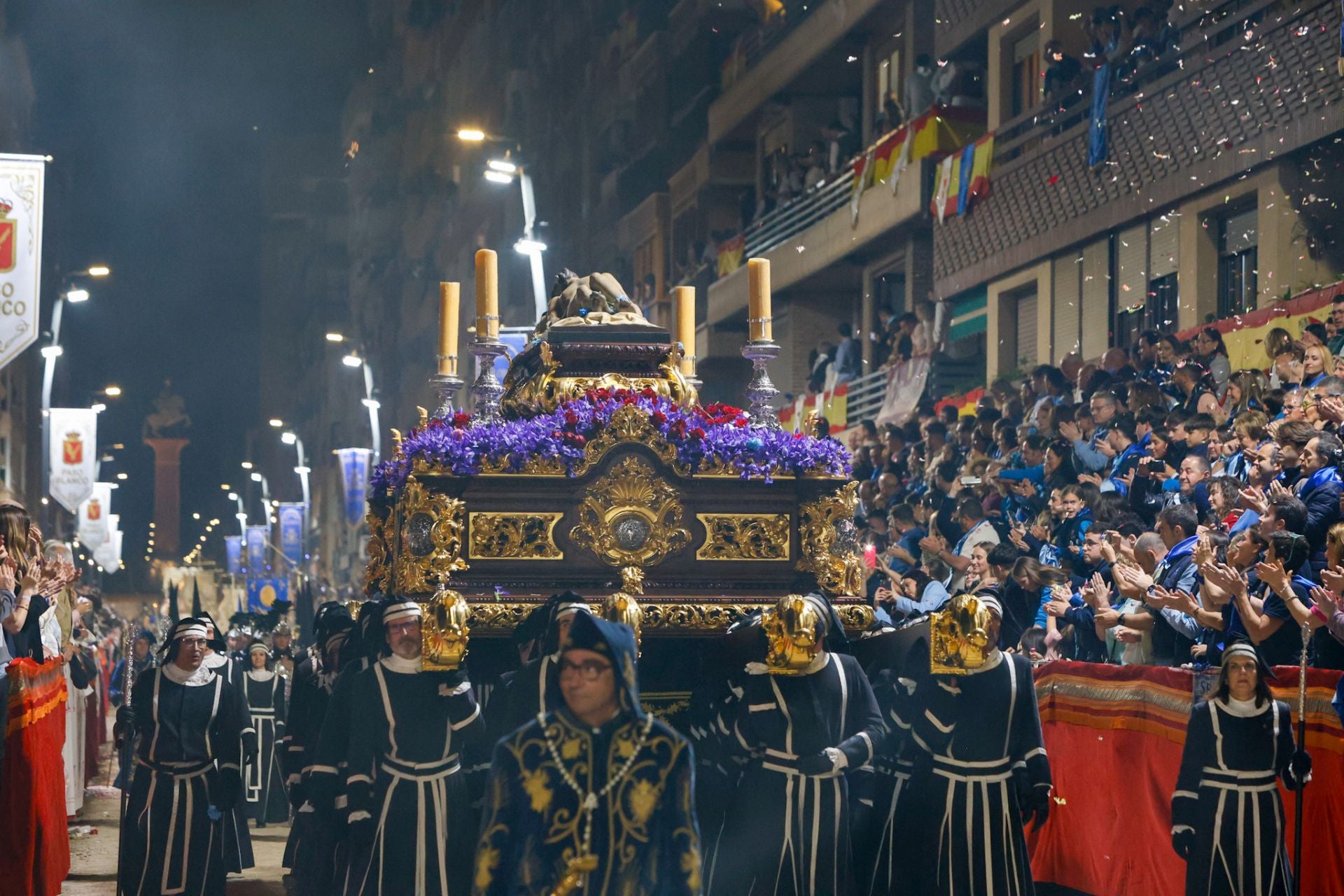 La procesión del Viernes Santo de Lorca, en imágenes