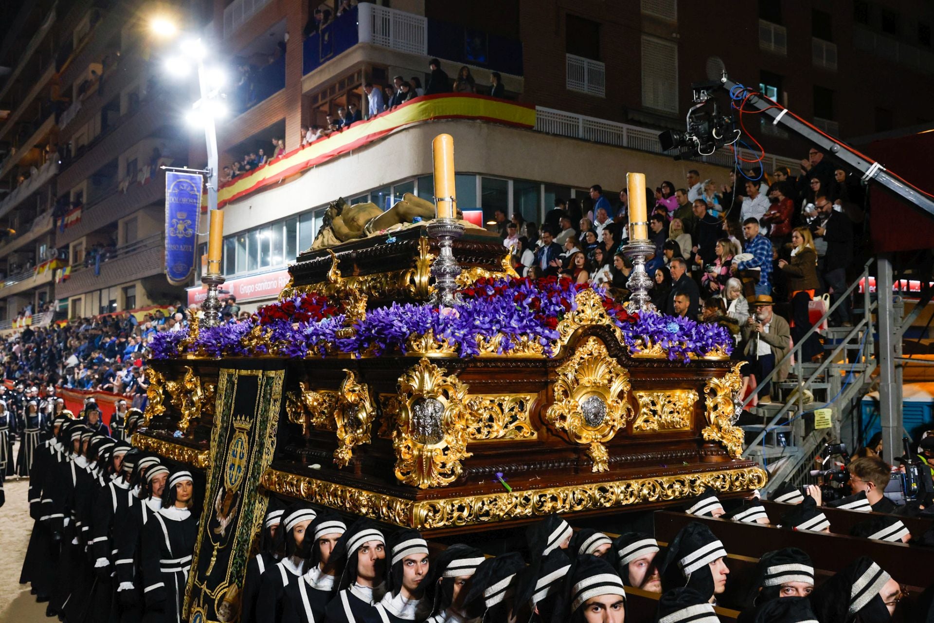 La procesión del Viernes Santo de Lorca, en imágenes