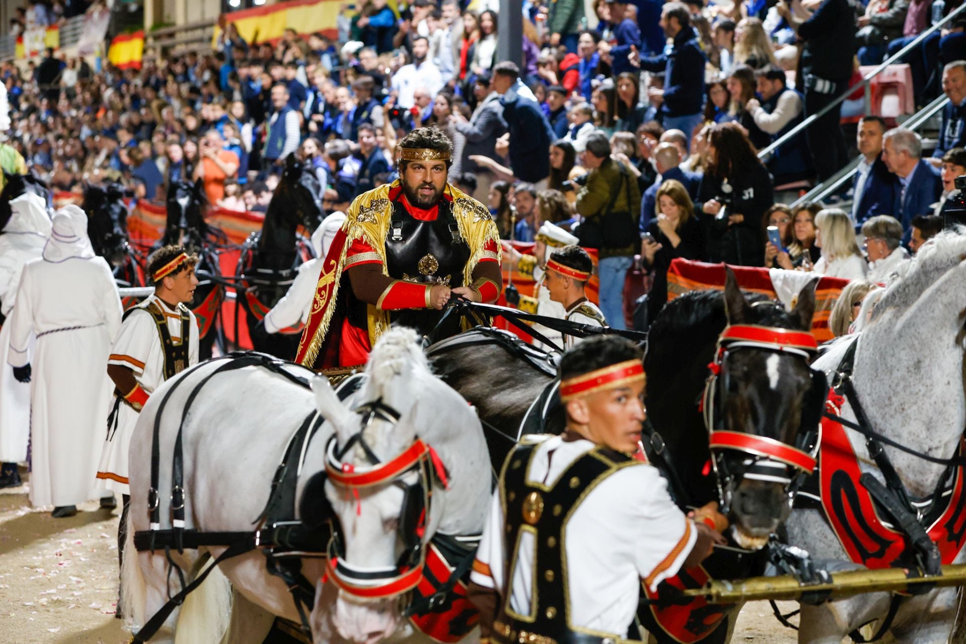 La procesión del Viernes Santo de Lorca, en imágenes