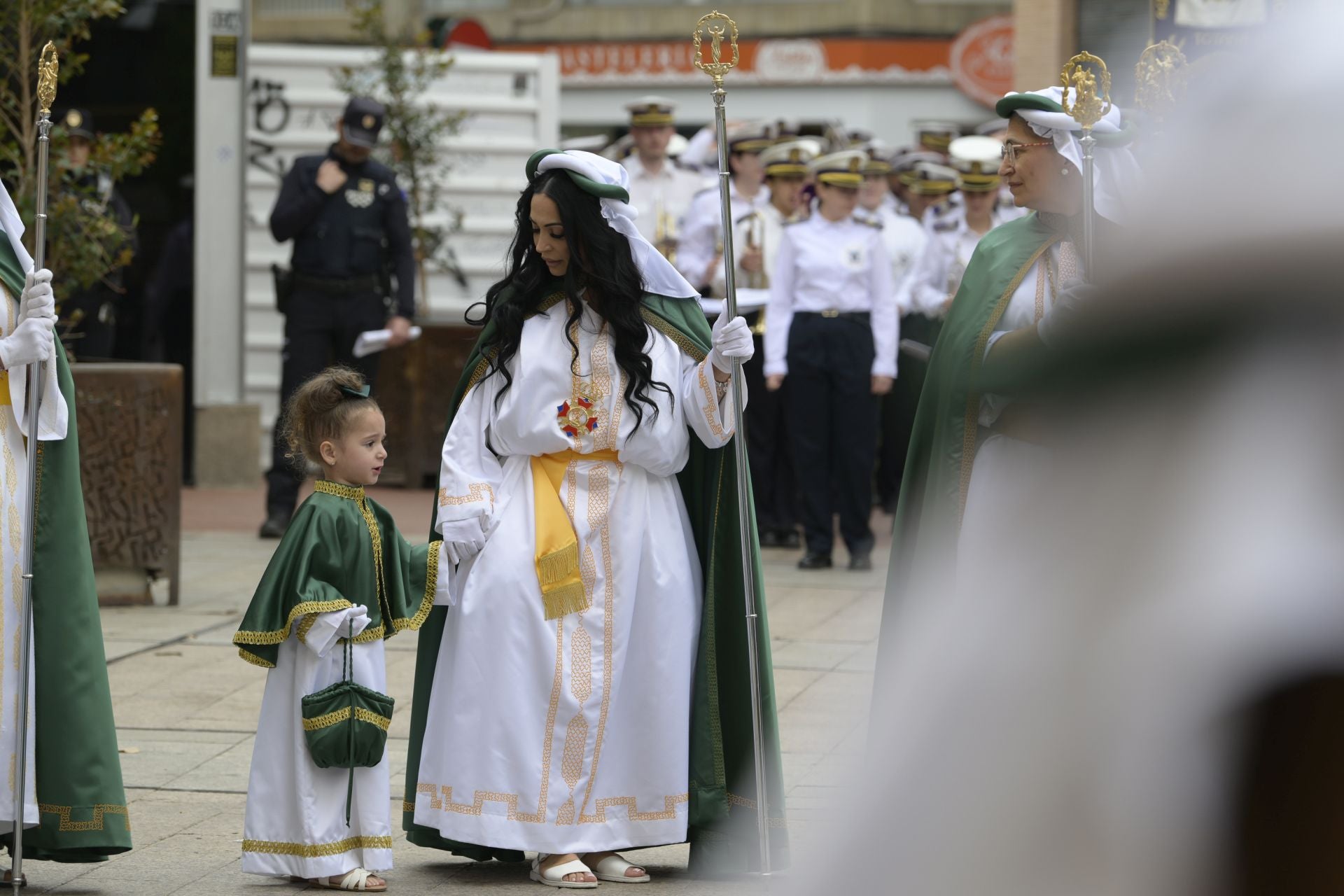 En imágenes, el Resucitado sortea la lluvia en Murcia y cierra la Semana Santa