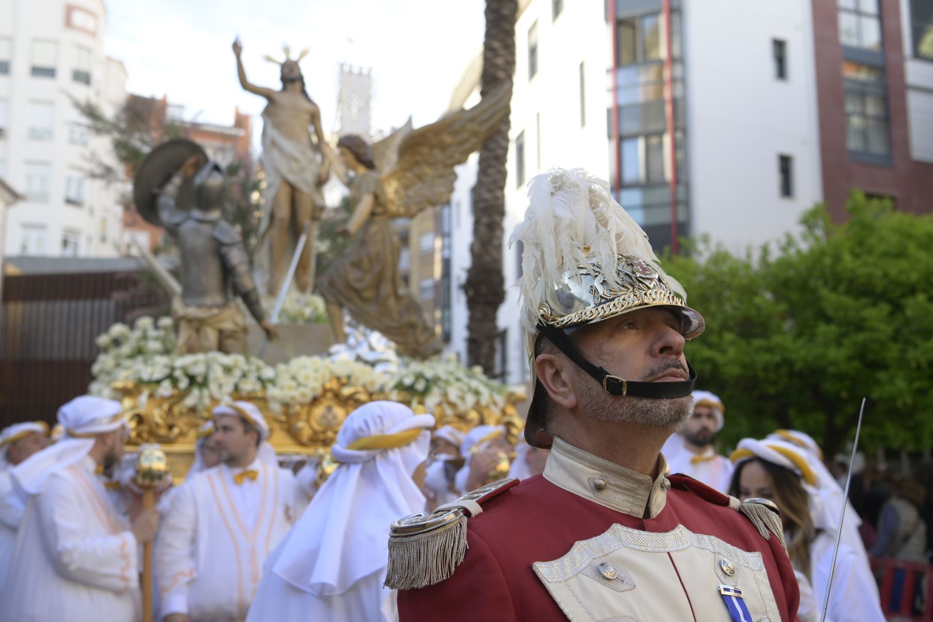 En imágenes, el Resucitado sortea la lluvia en Murcia y cierra la Semana Santa