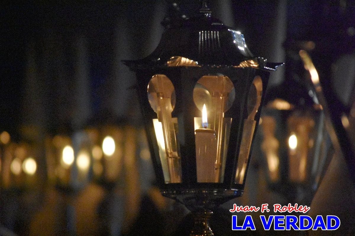 El Silencio inunda de solemnidad Caravaca de la Cruz en la noche de Jueves Santo