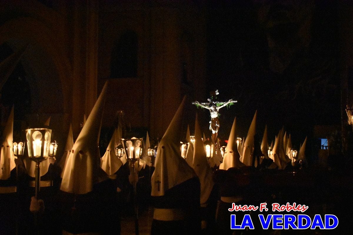 El Silencio inunda de solemnidad Caravaca de la Cruz en la noche de Jueves Santo