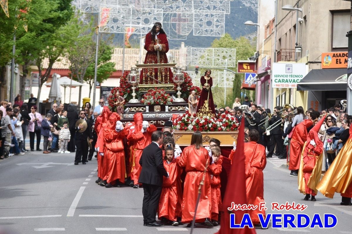 El Señor del Balcón abre la procesión del Encuentro en Caravaca de la Cruz