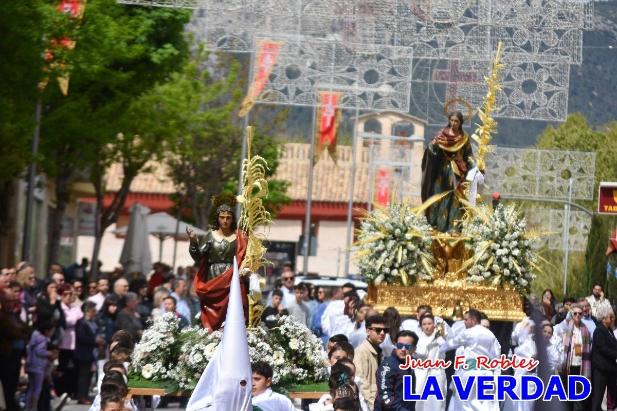 San Juan marca el paso en «El Encuentro» de Viernes Santo en Caravaca de la Cruz