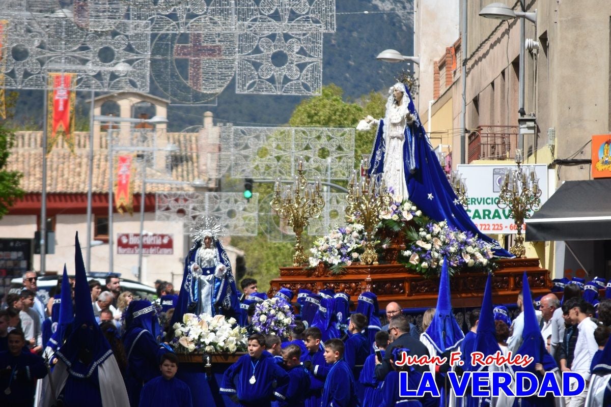 Nuestra Señora de los Dolores camina hacia «El Encuentro» por Caravaca de la Cruz