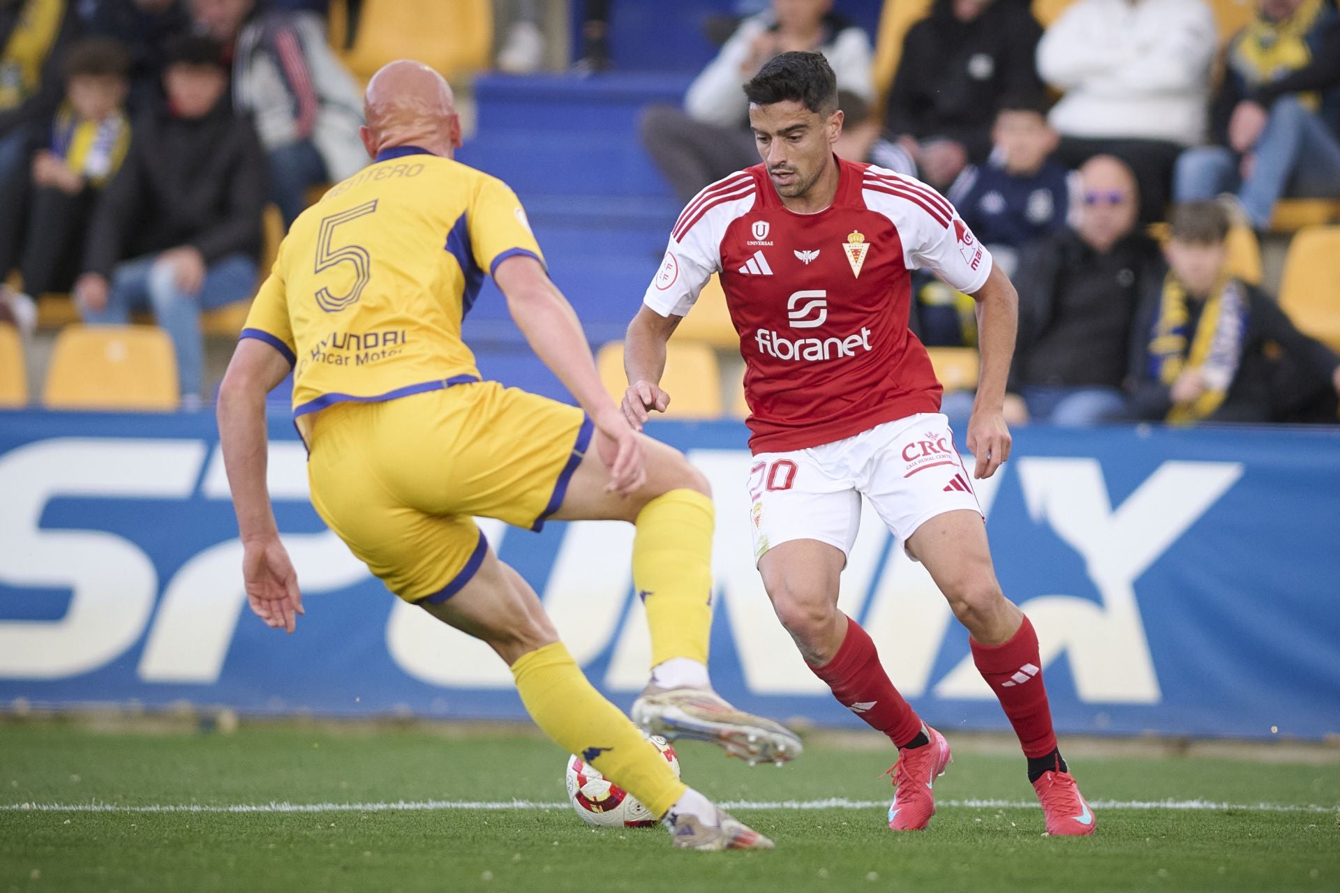 La derrota del Real Murcia frente al Alcorcón, en imágenes