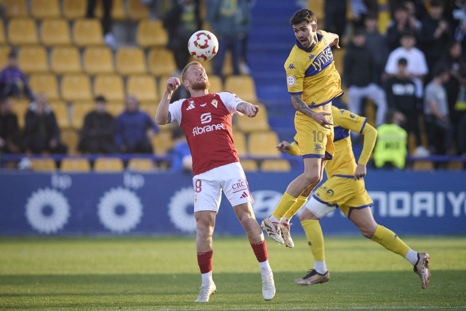La derrota del Real Murcia frente al Alcorcón, en imágenes