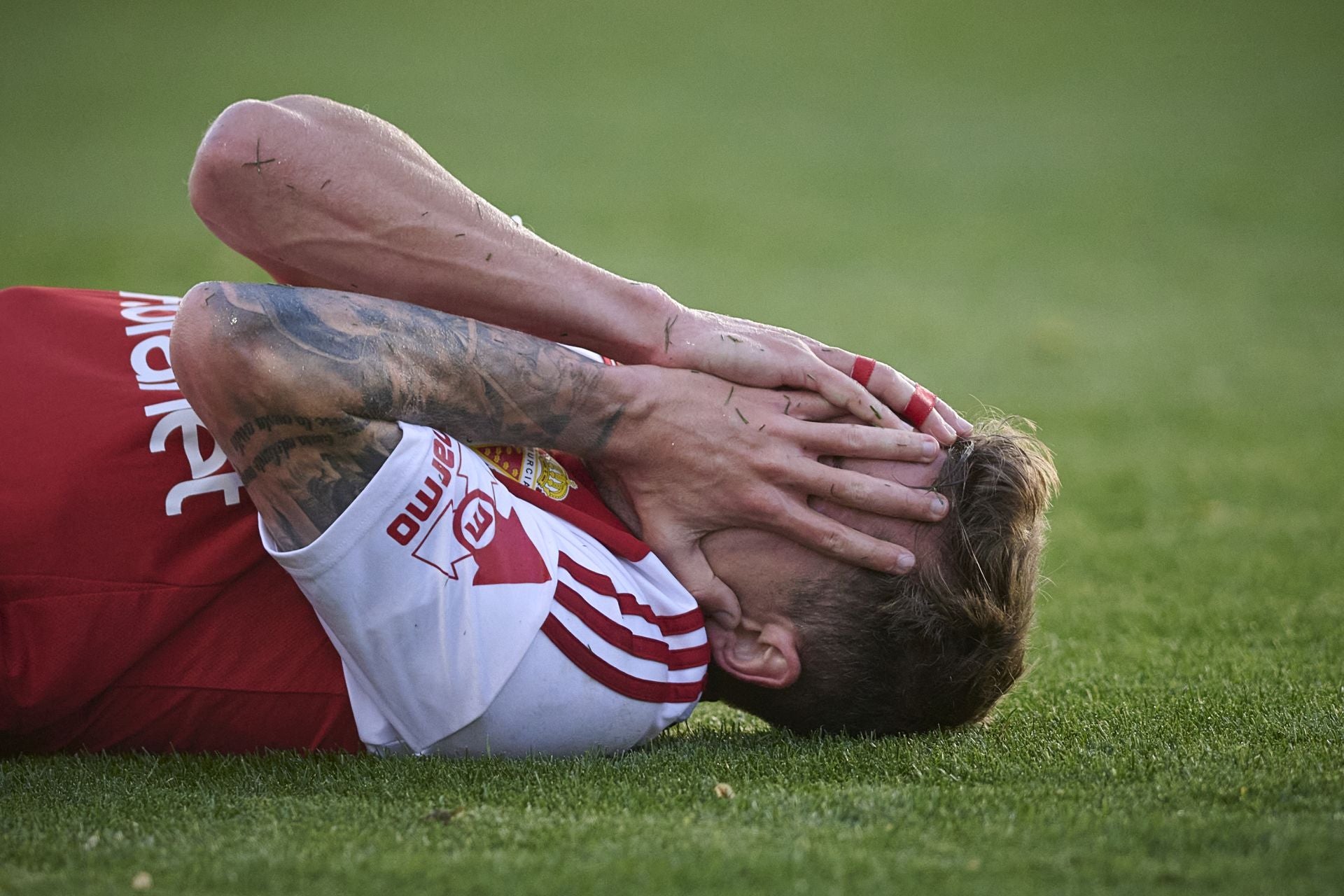 La derrota del Real Murcia frente al Alcorcón, en imágenes