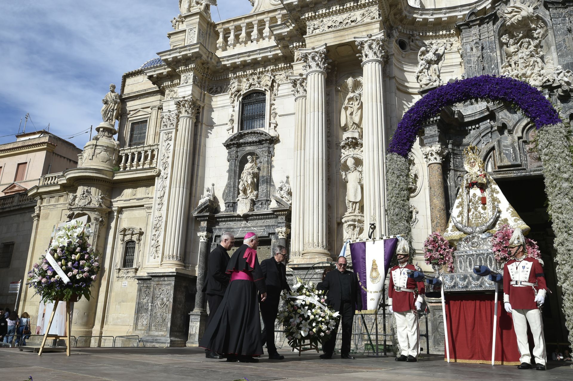Ofrenda a la Virgen de la Fuensanta, en imágenes