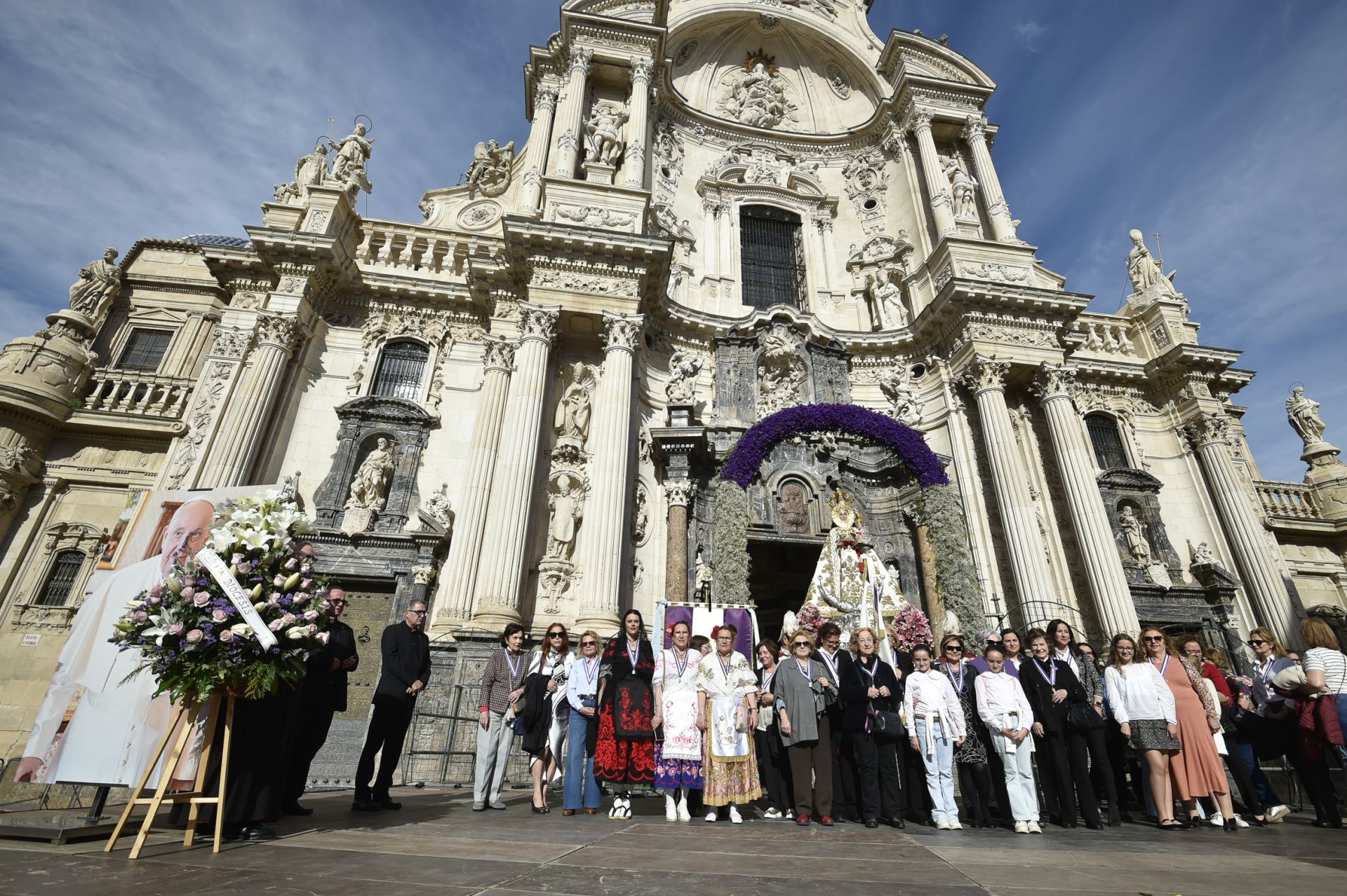 Ofrenda a la Virgen de la Fuensanta, en imágenes