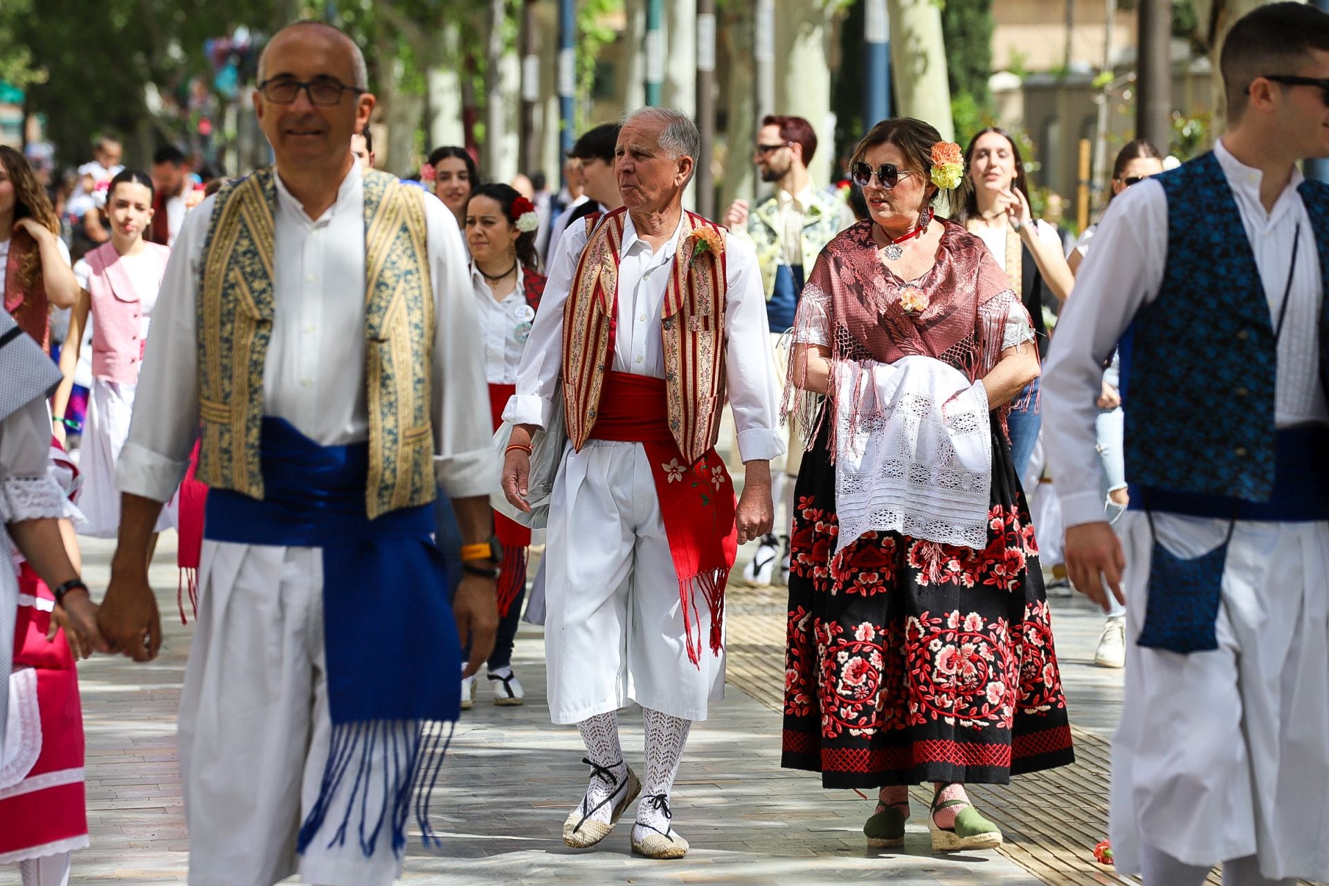 En imágenes, los huertanos inundan las calles del centro de Murcia
