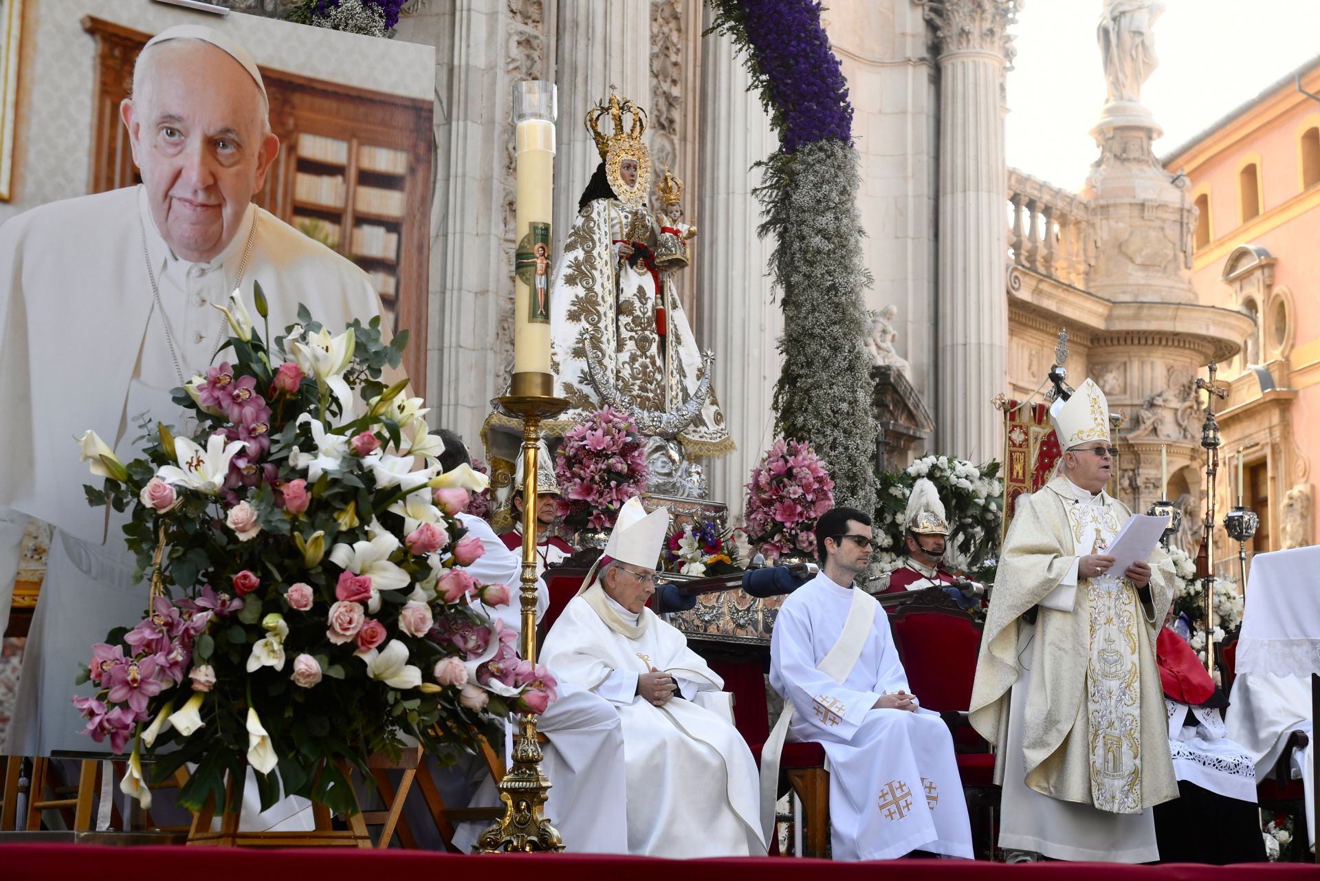 La misa huertana en la plaza Belluga de Murcia, en imágenes