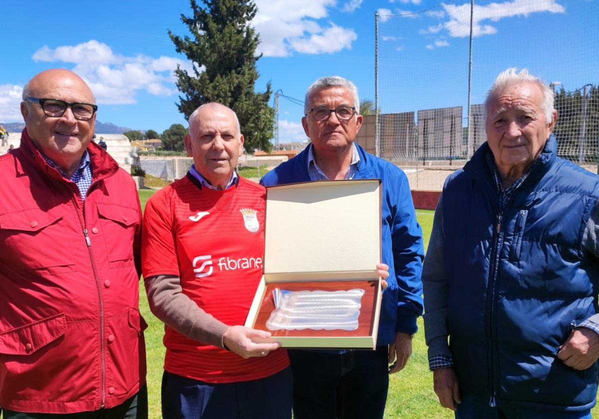 Justo tributo a Lángara, el eterno goleador del Abarán