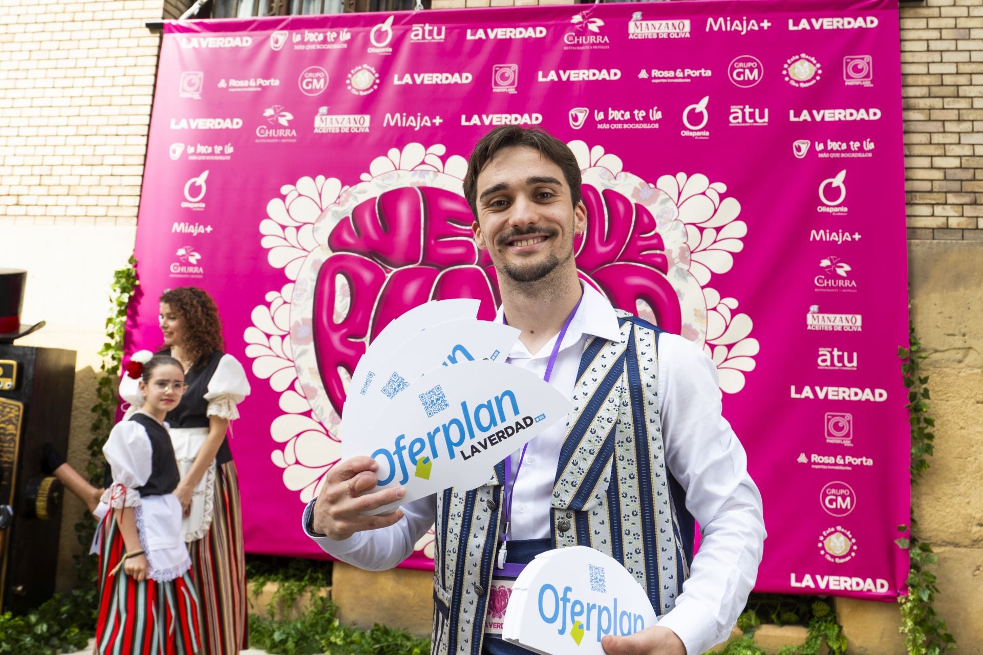 El &#039;Glambot&#039; de LA VERDAD y Photoflash Events en el Bando de la Huerta, en imágenes