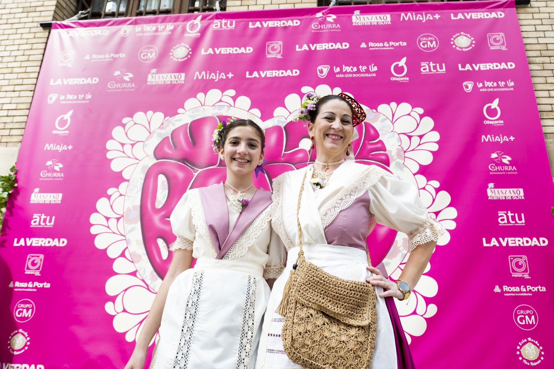 El &#039;Glambot&#039; de LA VERDAD y Photoflash Events en el Bando de la Huerta, en imágenes