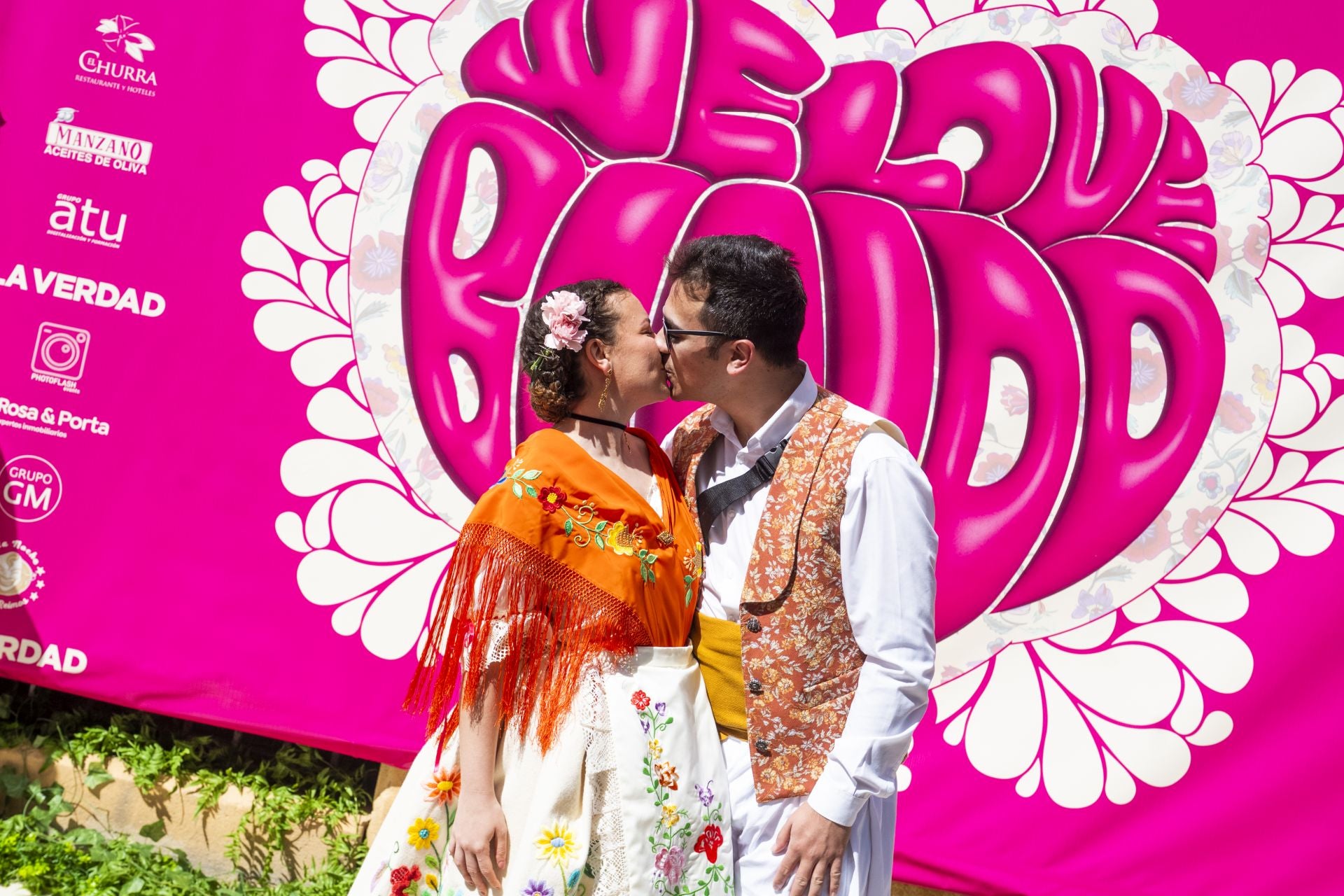 El &#039;Glambot&#039; de LA VERDAD y Photoflash Events en el Bando de la Huerta, en imágenes