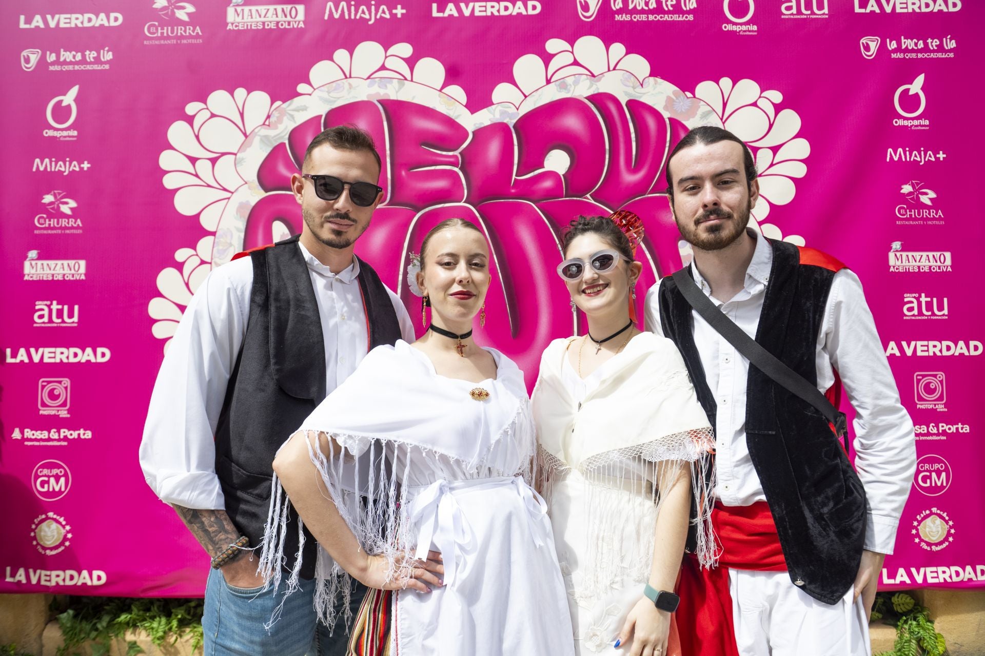 El &#039;Glambot&#039; de LA VERDAD y Photoflash Events en el Bando de la Huerta, en imágenes