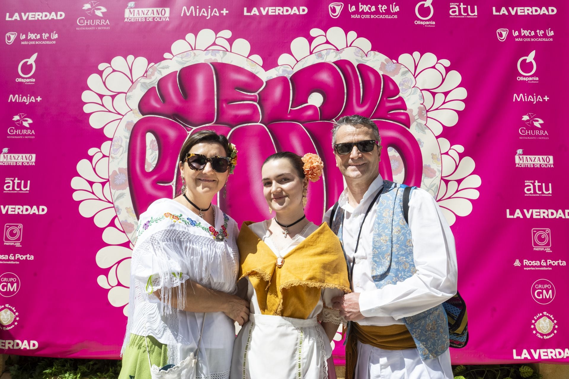 El &#039;Glambot&#039; de LA VERDAD y Photoflash Events en el Bando de la Huerta, en imágenes