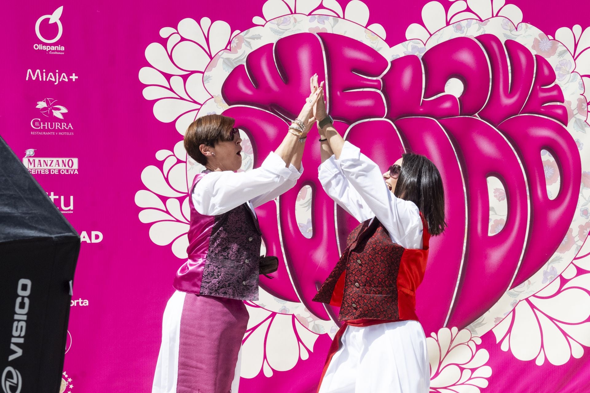 El &#039;Glambot&#039; de LA VERDAD y Photoflash Events en el Bando de la Huerta, en imágenes