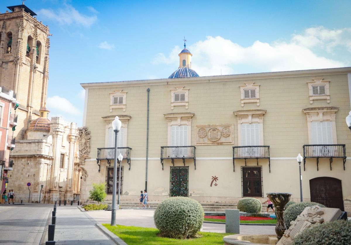 El Consistorio de Orihuela destina casi dos millones de euros al servicio de publicidad y difusión