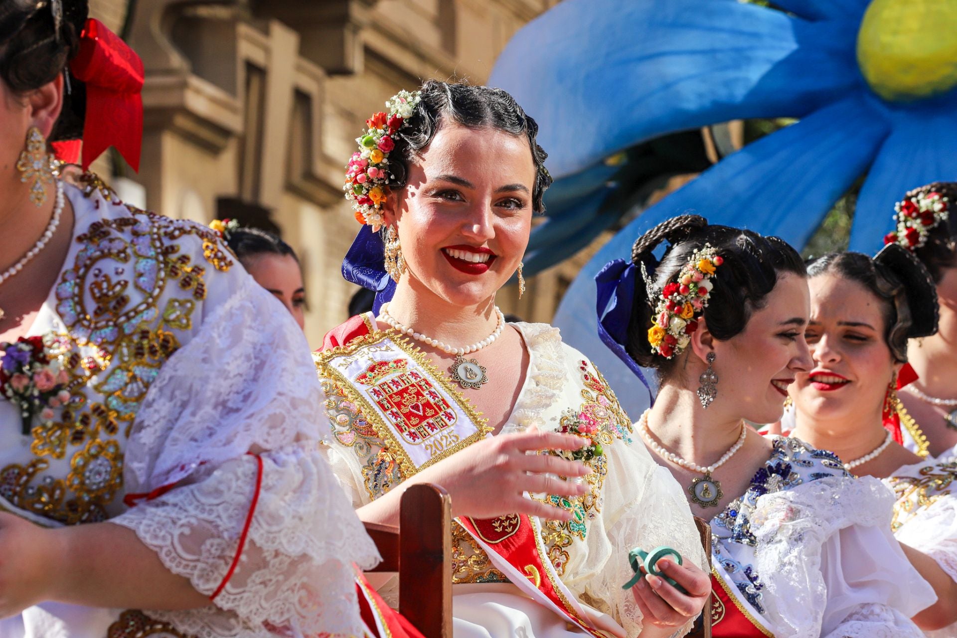 El desfile de la Batalla de las Flores de Murcia, en imágenes
