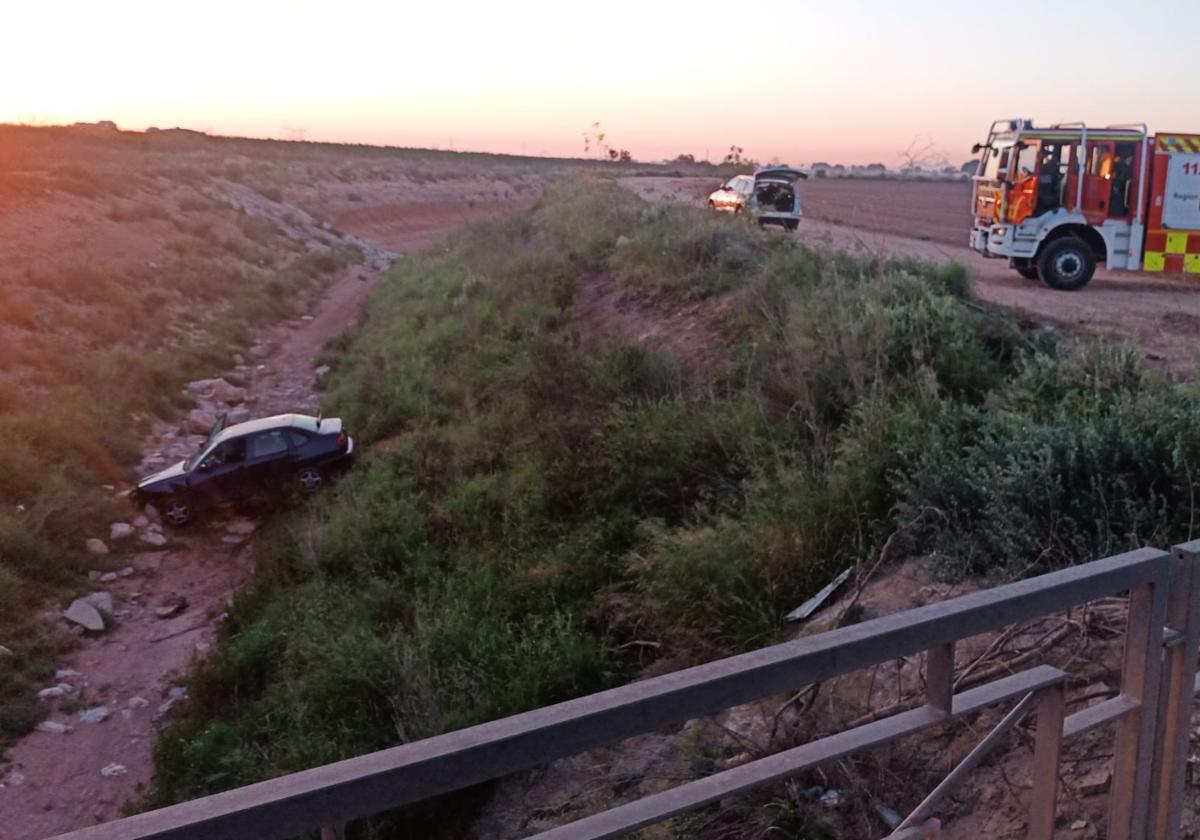 Rescatan a una mujer que cayó con su coche a un canal del Trasvase en el Campo de Cartagena