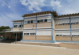 Cubierta de fibrocemento del CEIP Santiago Apóstol, en Portmán.