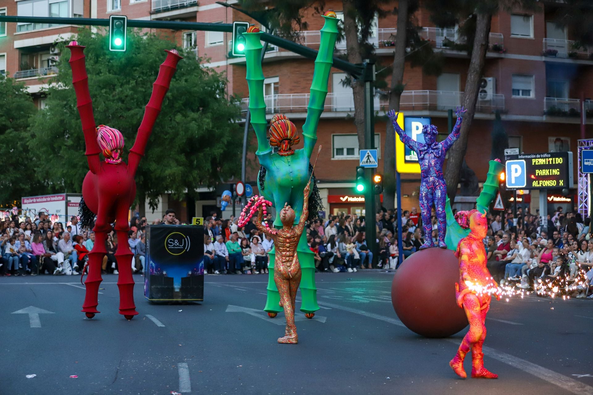 El desfile sardinero de este viernes, en imágenes