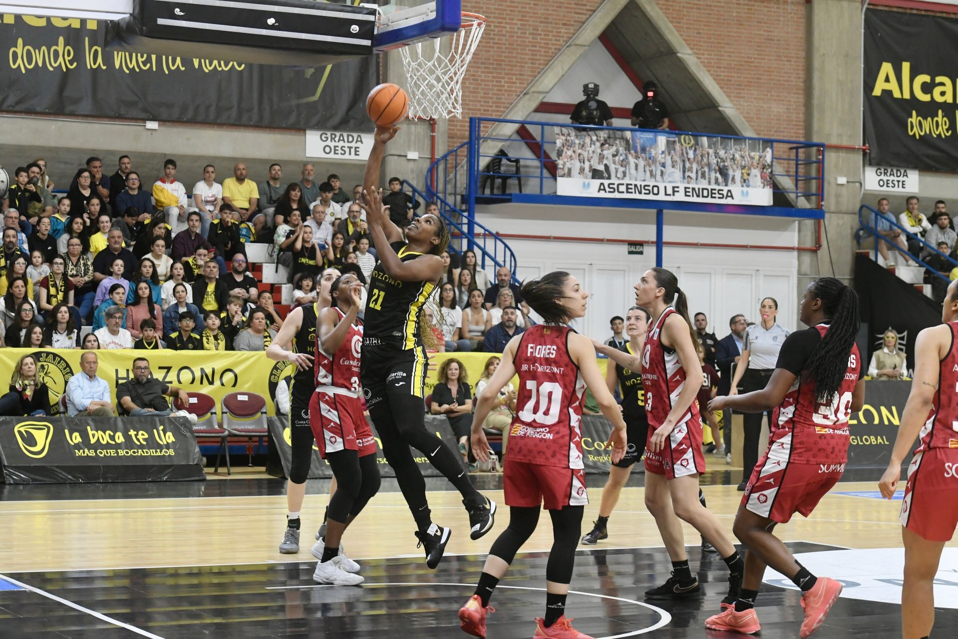 Las imágenes del encuentro Jairis-Zaragoza (70-68)