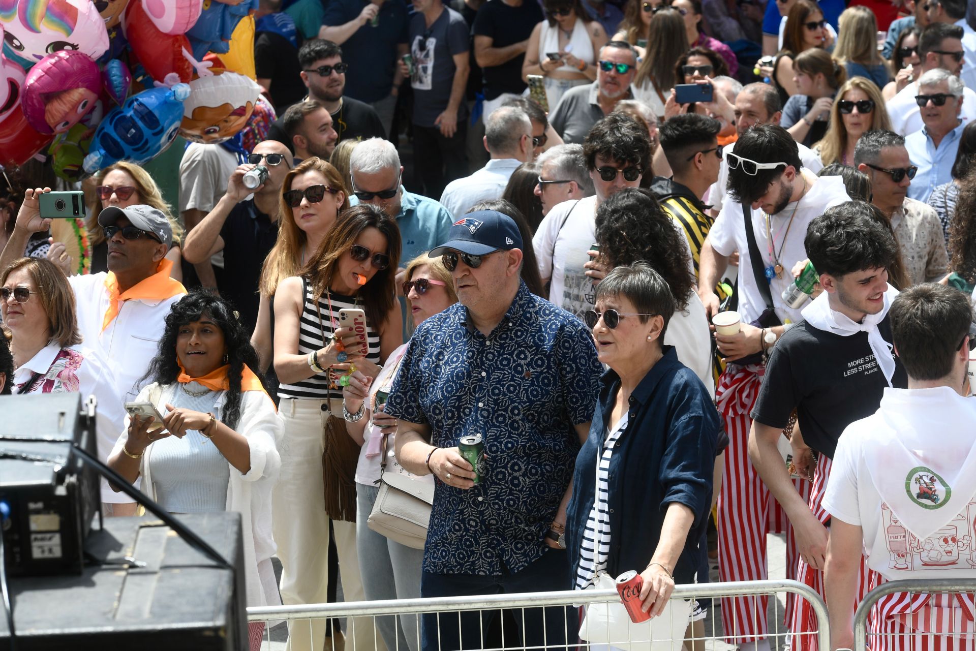 El ambiente durante los conciertos en la plaza Julián Romea, en imágenes