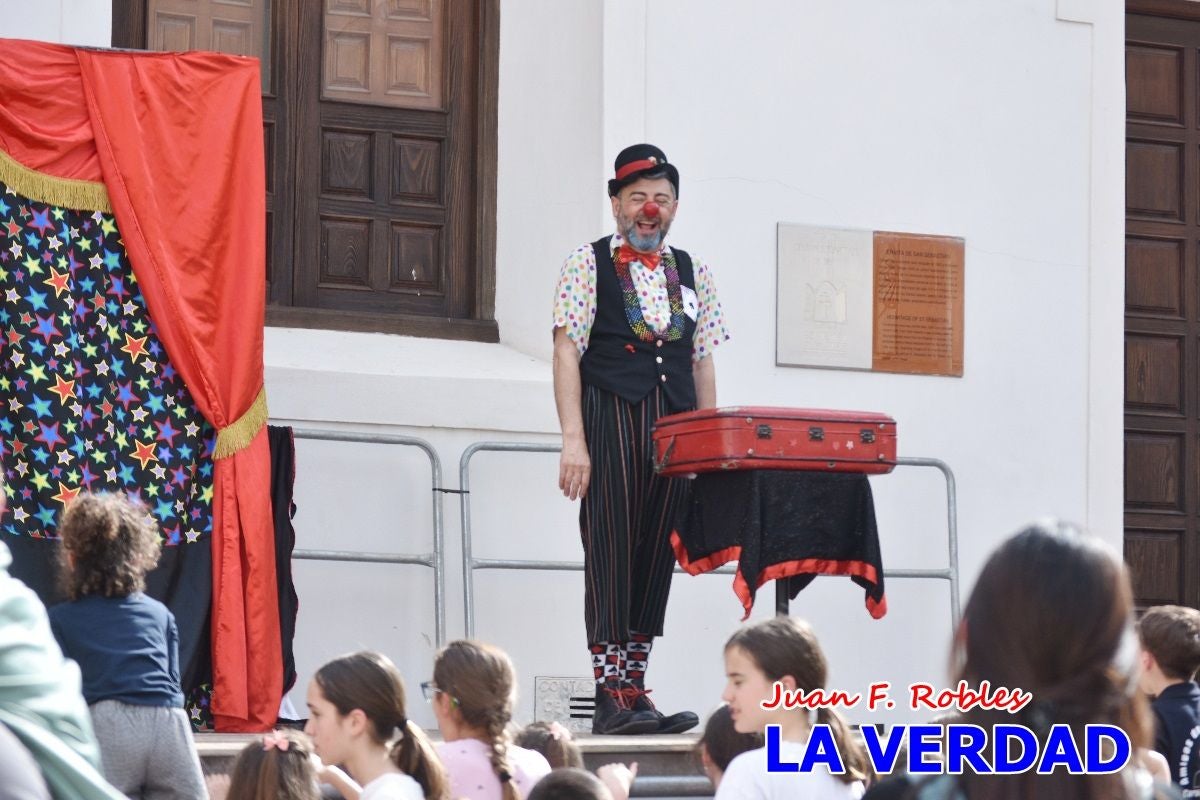 Imágenes de los Juegos Infantiles en la placeta del Santo de Caravaca de la Cruz