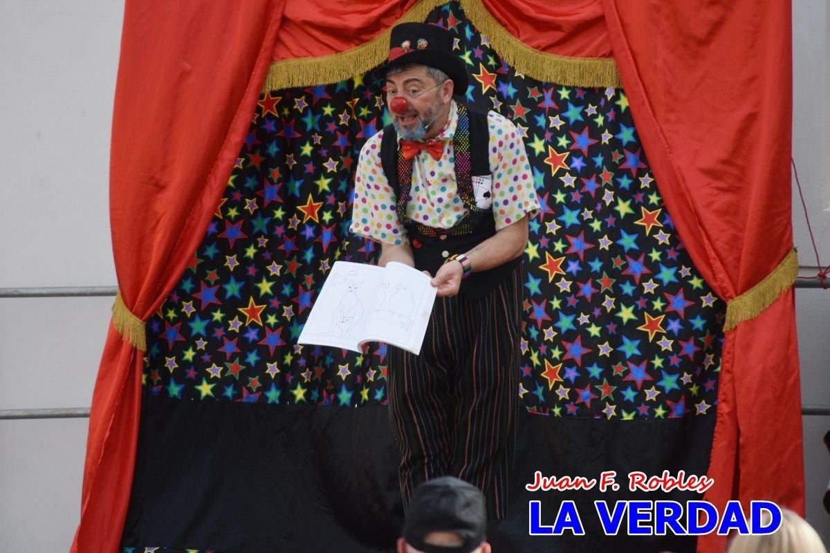 Imágenes de los Juegos Infantiles en la placeta del Santo de Caravaca de la Cruz