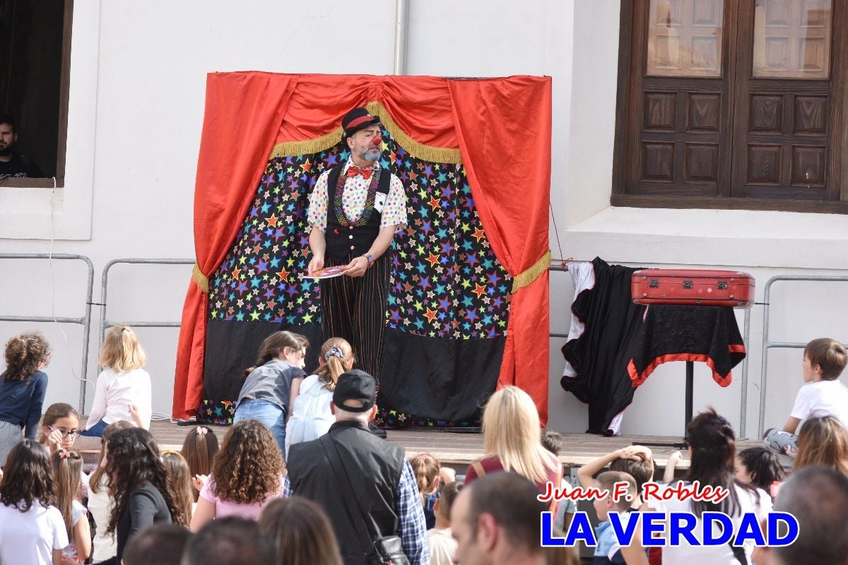 Imágenes de los Juegos Infantiles en la placeta del Santo de Caravaca de la Cruz