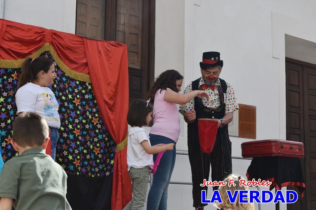 Imágenes de los Juegos Infantiles en la placeta del Santo de Caravaca de la Cruz