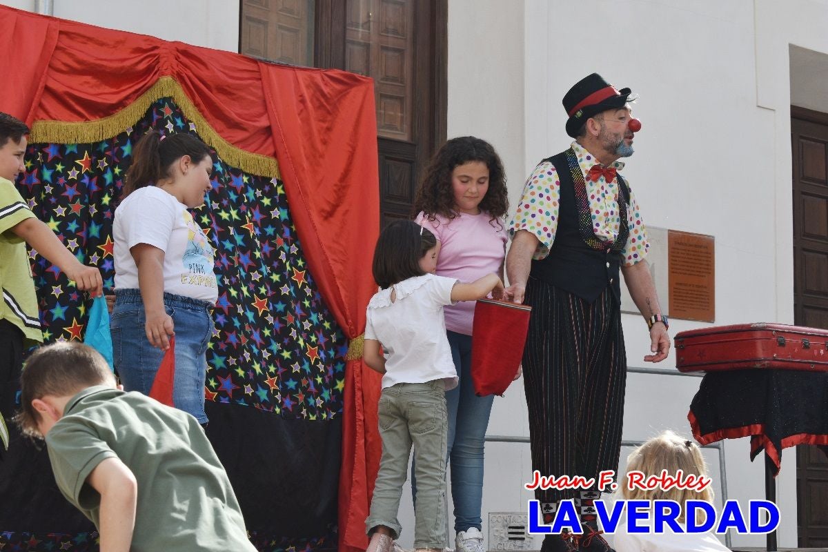 Imágenes de los Juegos Infantiles en la placeta del Santo de Caravaca de la Cruz