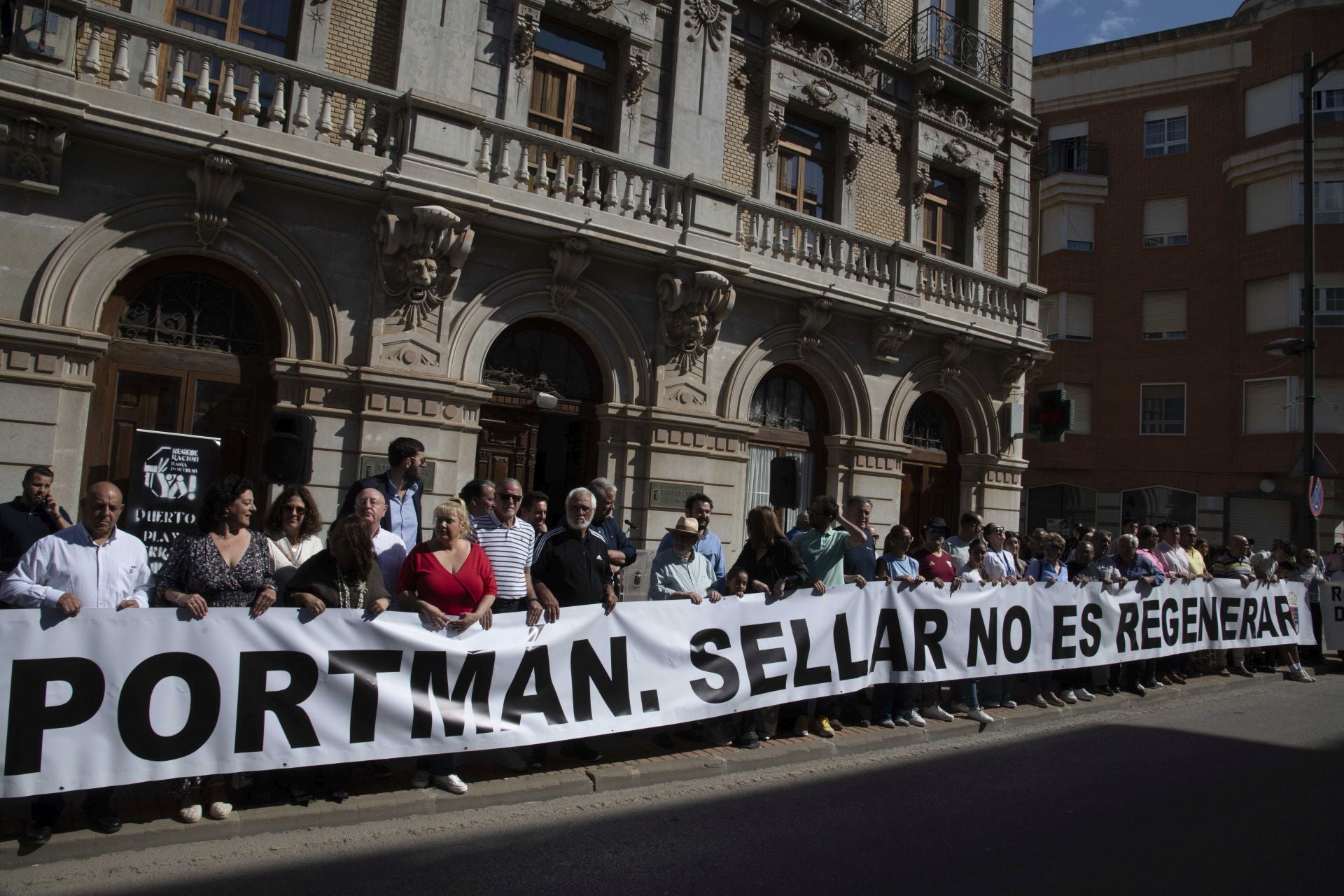 La concentración en La Unión contra el sellado de Portmán, en imágenes