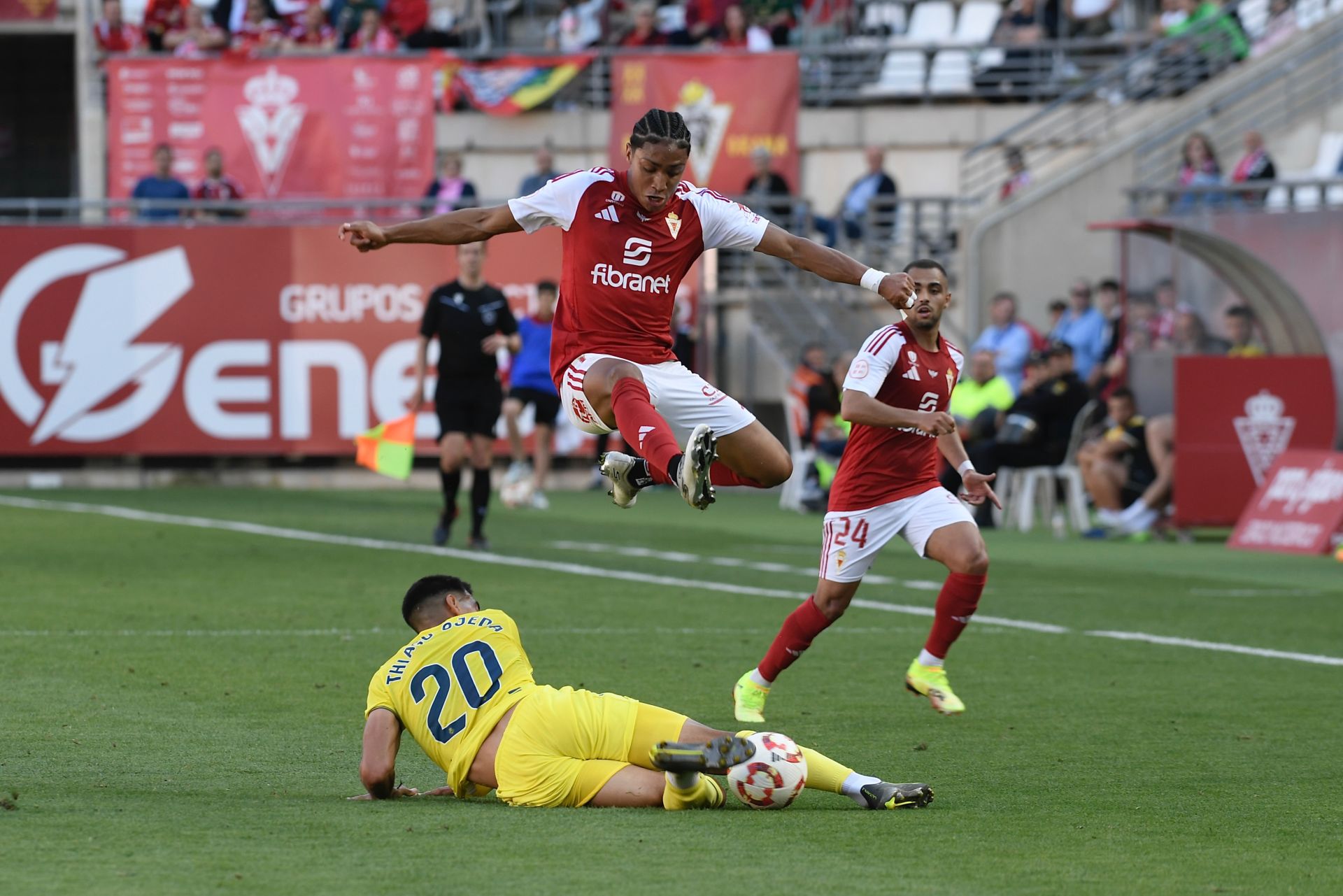 La victoria del Real Murcia frente al Villarreal B, en imágenes