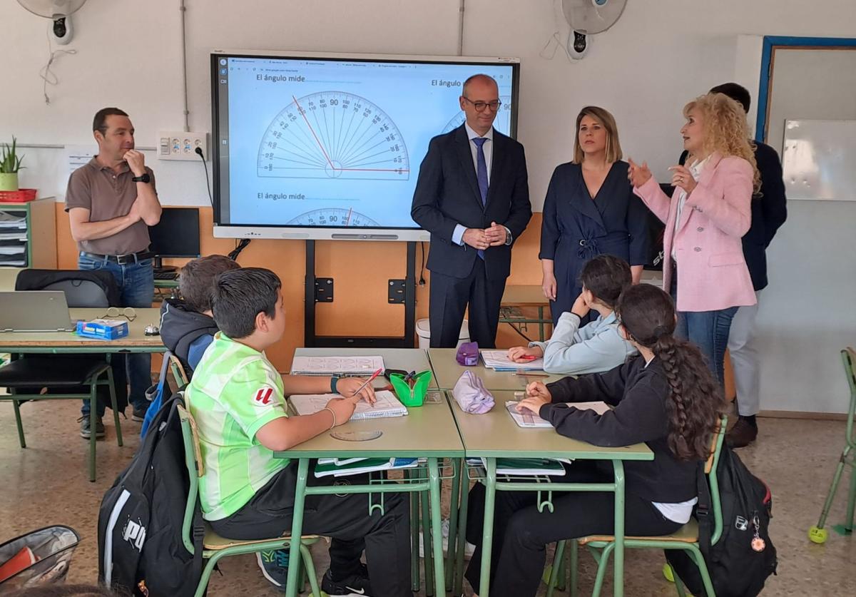 Educación licita la retirada de fibrocemento de otros cinco colegios de Cartagena