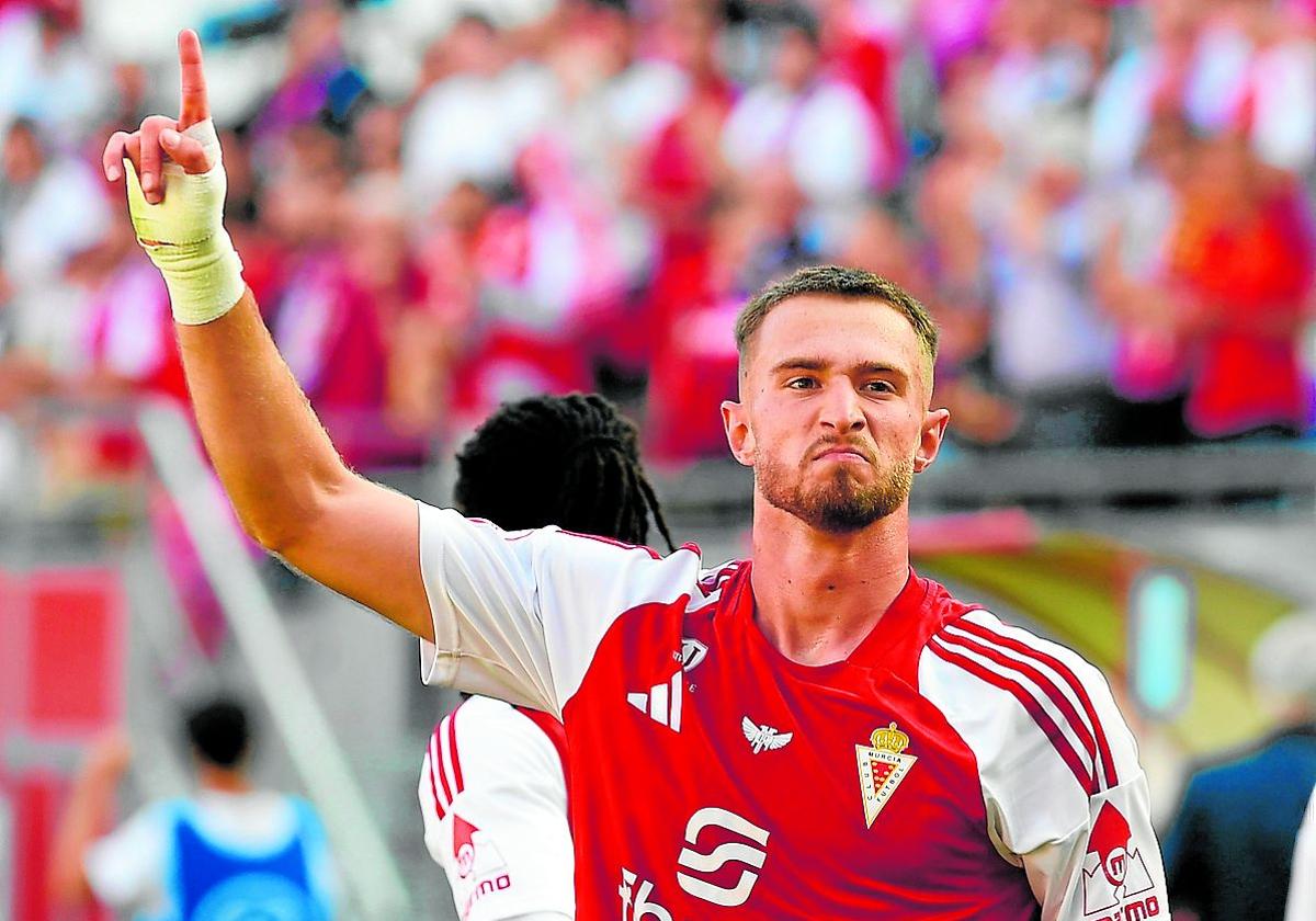 Flakus, la peor ausencia posible para el real murcia en un hipotético 'playoff' | la verdad