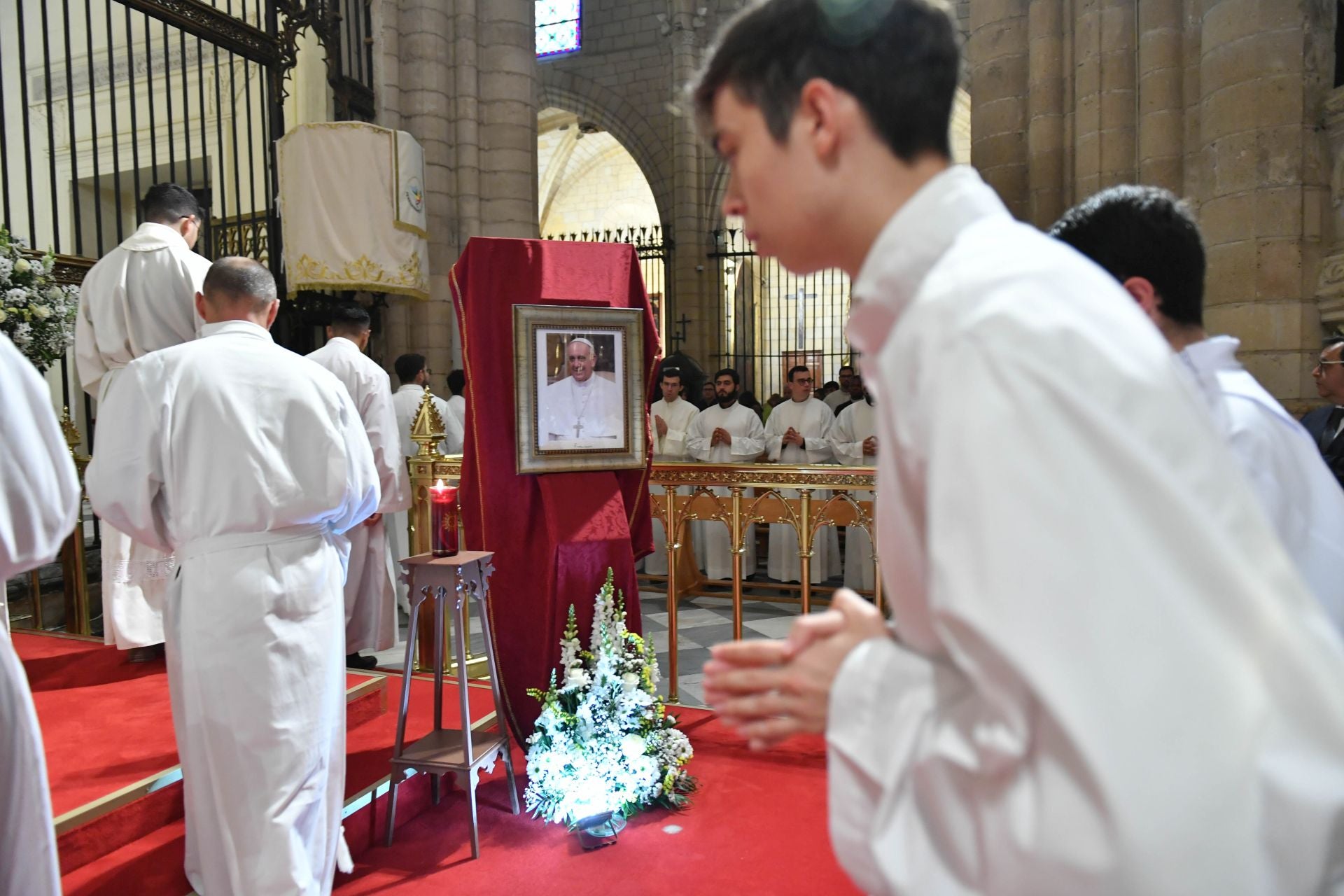 Murcia despide al Papa en la Catedral, en imágenes