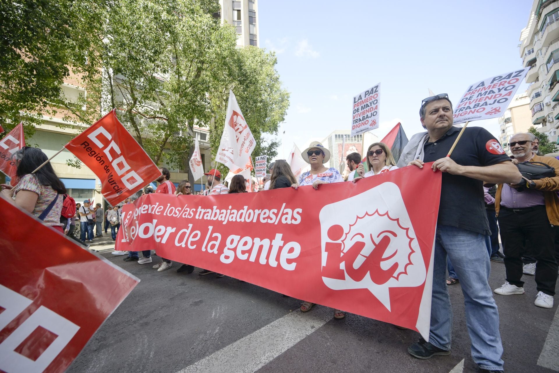 Las imágenes de la manifestación del Primero de Mayo en Murcia