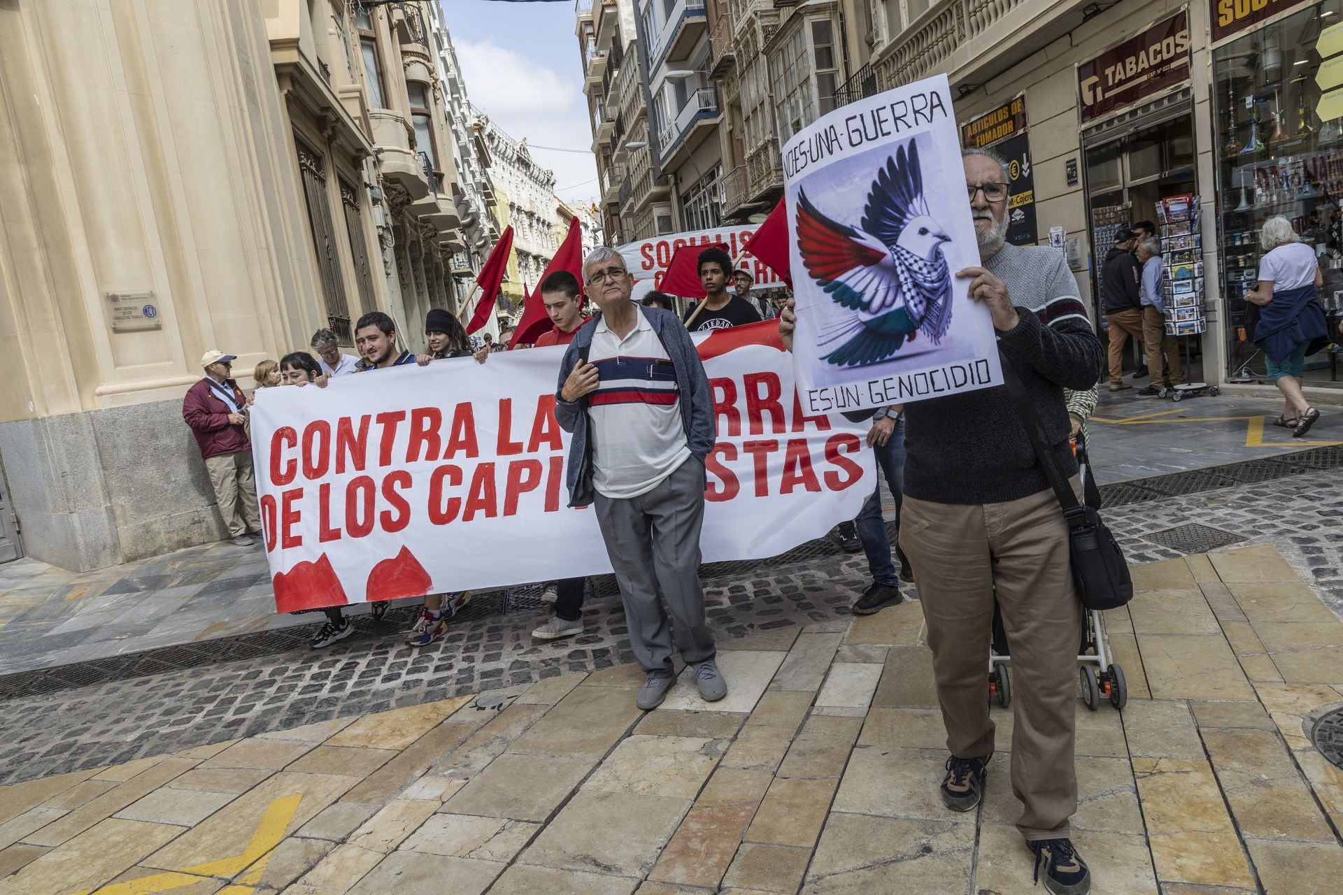 La manifestación del Primero de Mayo en Cartagena, en imágenes