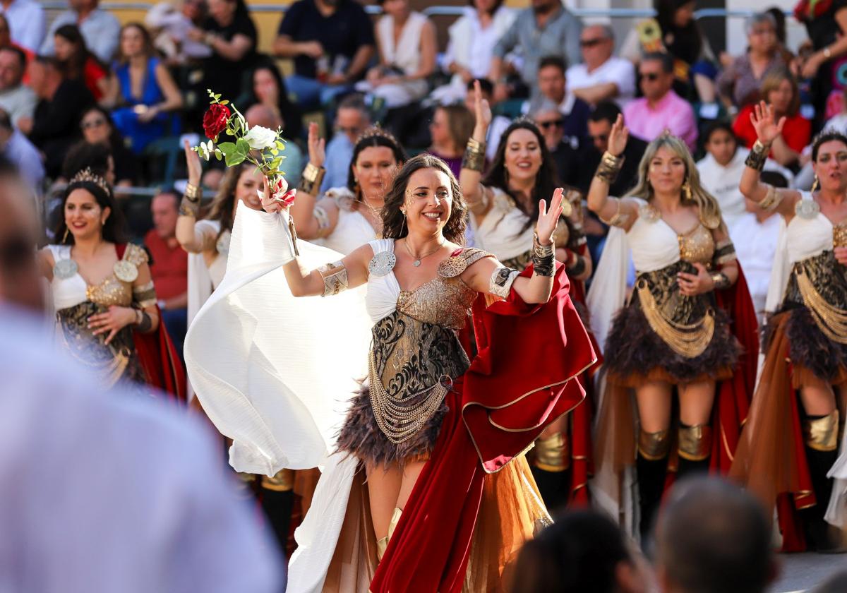 El desfile de Moros y Cristianos de Abanilla, en imágenes