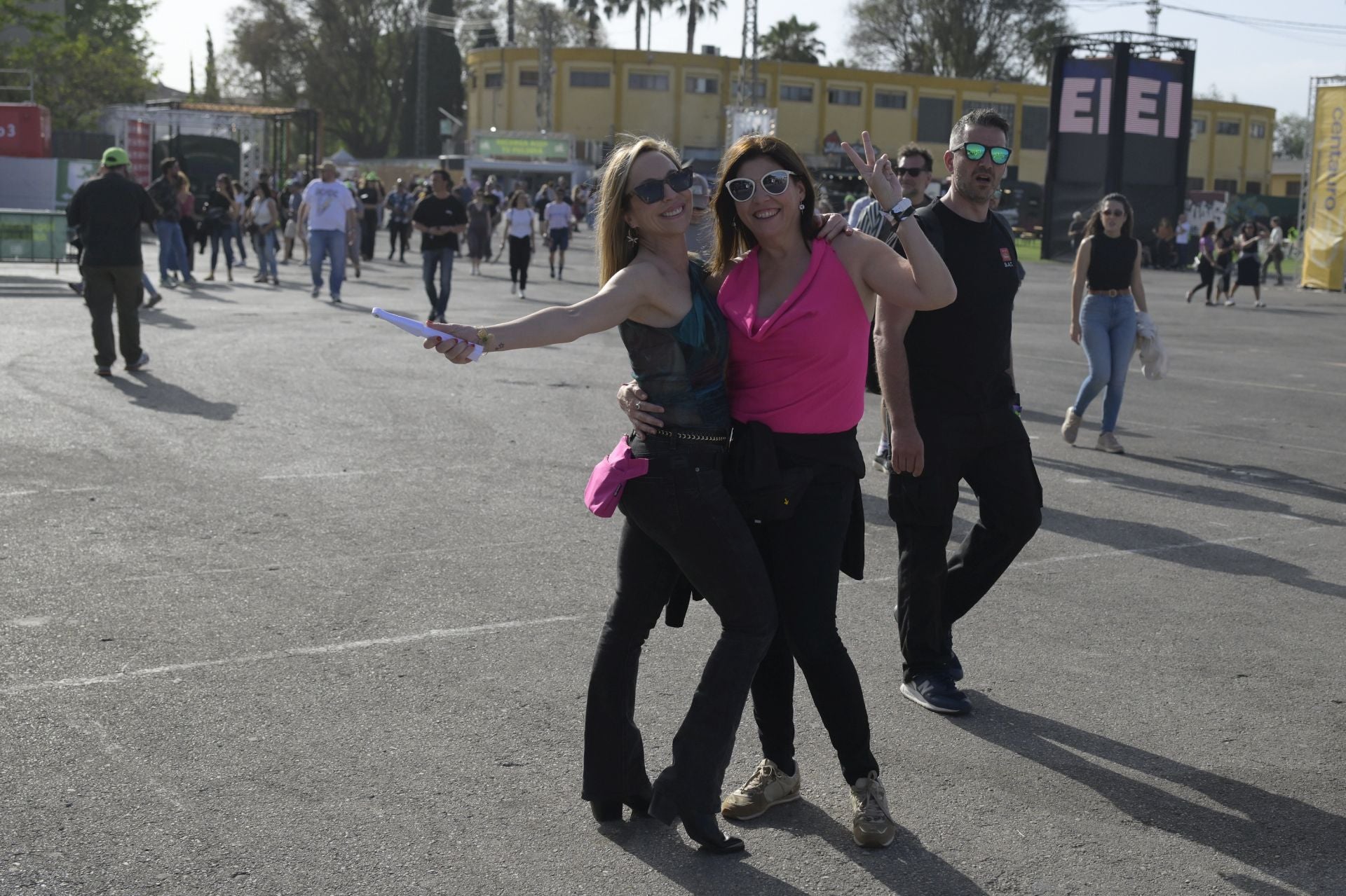 El ambiente de fiesta en la primera jornada del Warm Up de Murcia, en imágenes