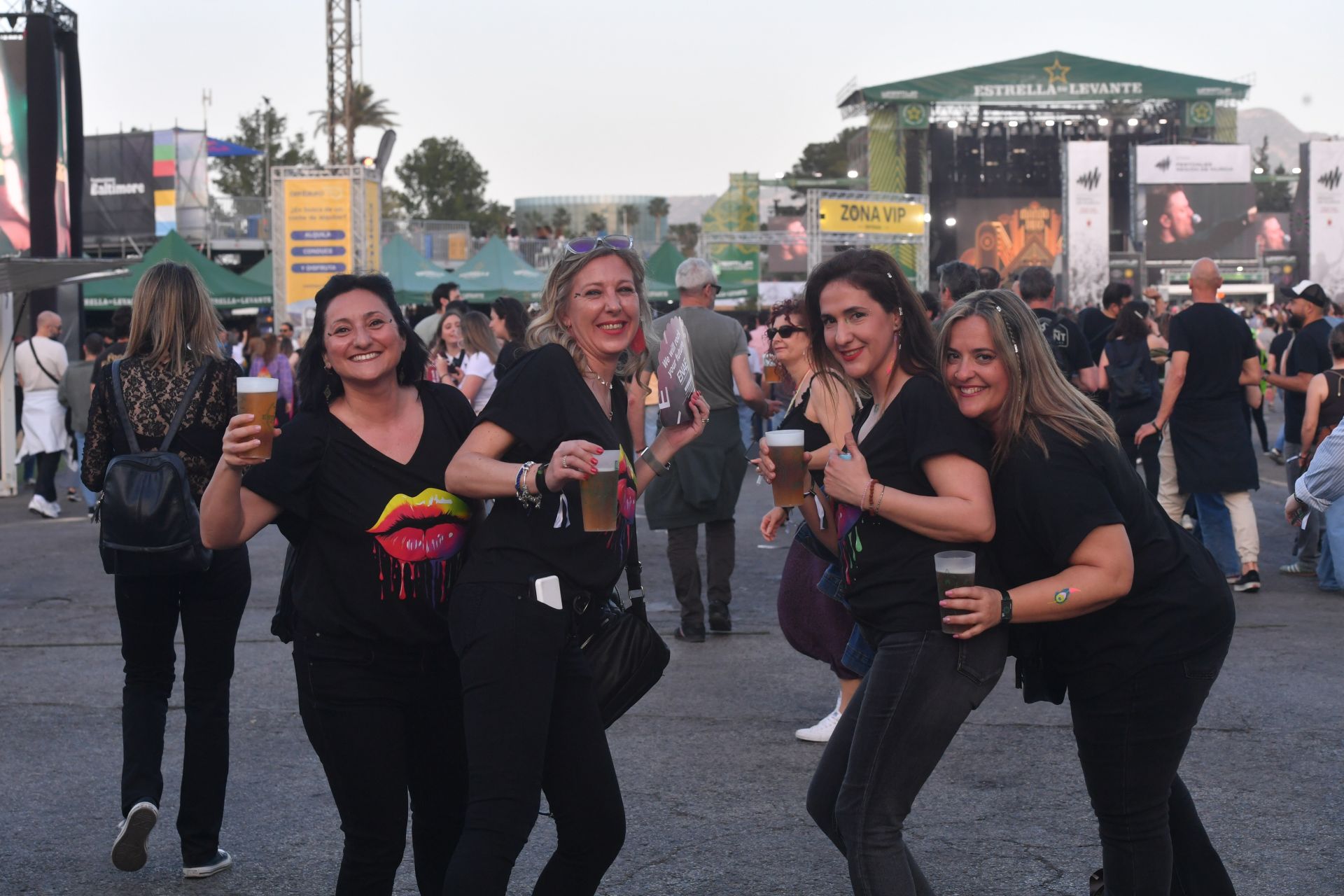 El ambiente de fiesta en la primera jornada del Warm Up de Murcia, en imágenes