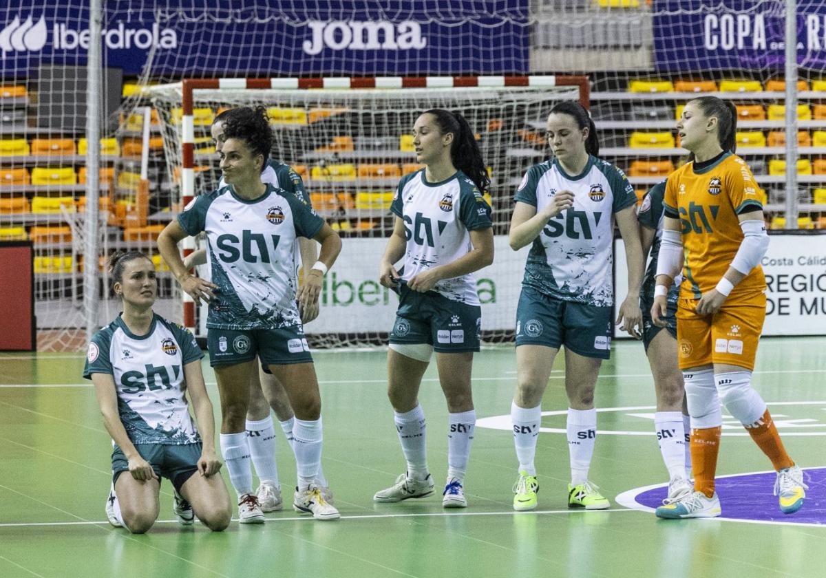 Los penaltis fulminan a la primera las ilusiones coperas del STV Roldán