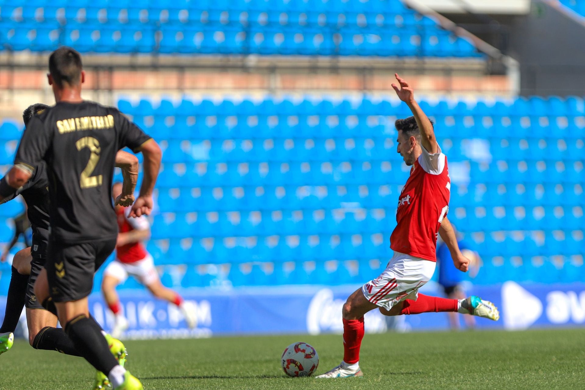 Las imágenes del partido entre el Intercity y el Real Murcia